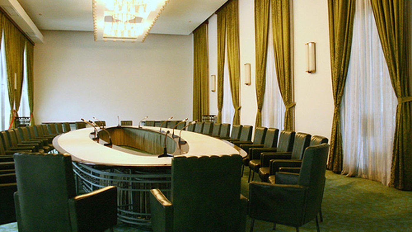 Office Design Trends Part 1: Throughout the Decades